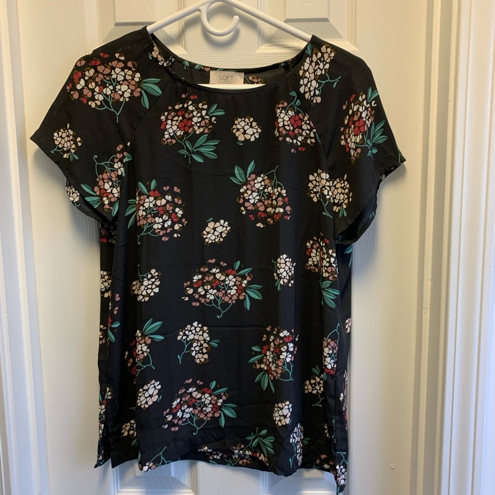NWOT LOFT Floral Blouse - Gray